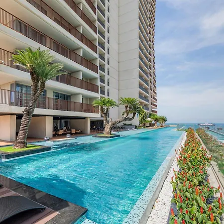 Wyndham Soleil Danang - Free Schedule Airport Shuttle-2