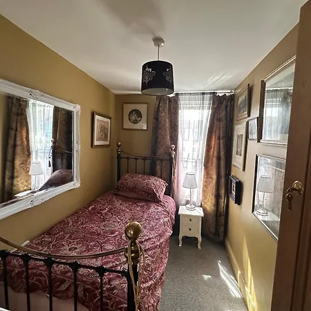 Hitchcock House-2