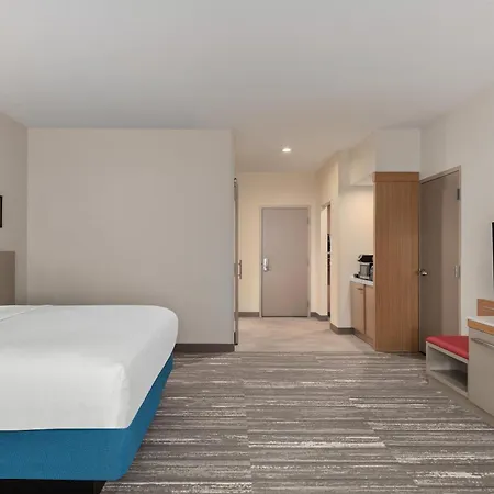 Hilton Garden Inn Wichita Airport-3