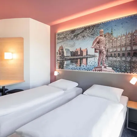 B&B HOTEL Stralsund-3