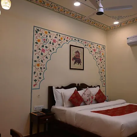 Hotel Virasat Haveli-3