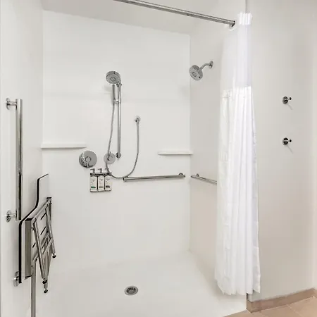 Holiday Inn Express & Suites Roseburg North By Ihg-3