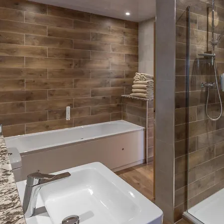 Best Western Premier Doncaster Mount Pleasant Hotel-3