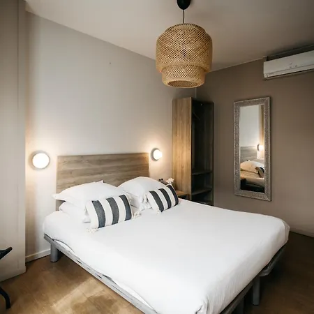 Hotel Le Petit Castel-2