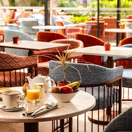 Hotel Le Canberra-3
