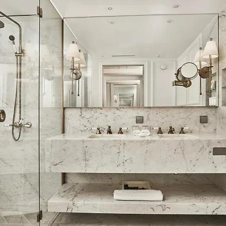 Britannia Hotel-3