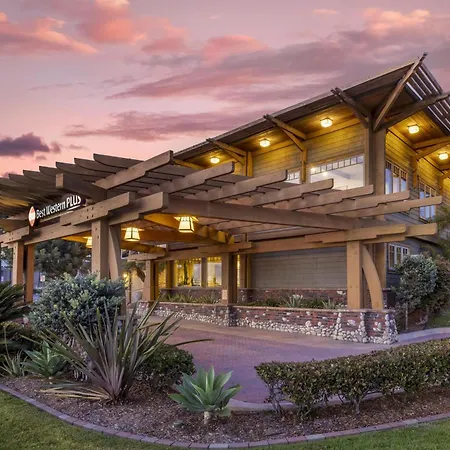 Best Western Plus Beach View Lodge Carlsbad-3