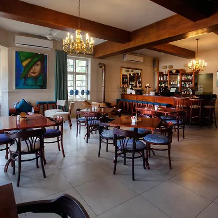 Montagu Country Hotel-2