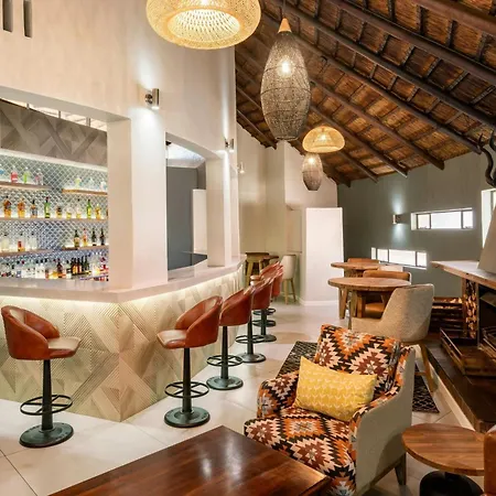 Protea Hotel By Marriott Oudtshoorn Riempie Estate-3