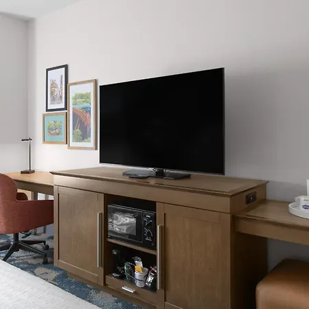 Hampton Inn Helen-2