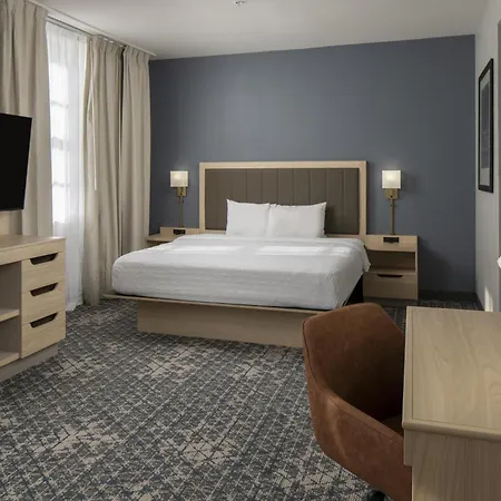 Hampton Inn & Suites Montgomery-Downtown-2