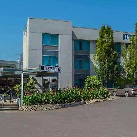 Rodeway Inn Fallsview-2