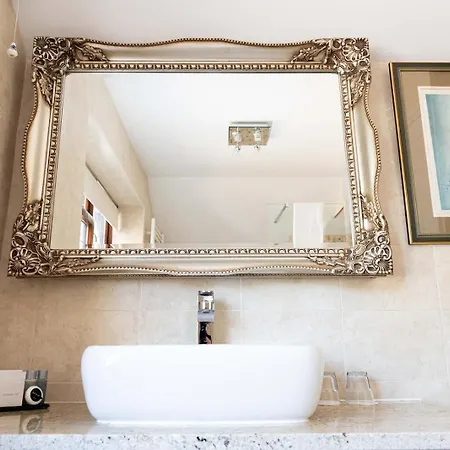 The Stanwick Hotel-2