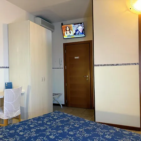 Hotel Renata-3