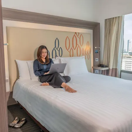 Hilton Garden Inn Bangkok Silom-3