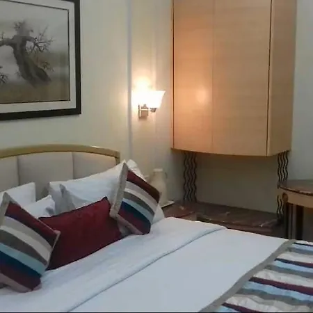 Regency Hotel Malabar Hill-3