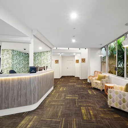 Palm Court Motor Inn-2