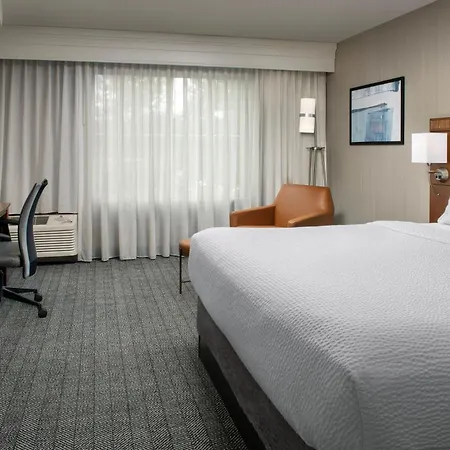 Courtyard By Marriott Seattle Kirkland-3