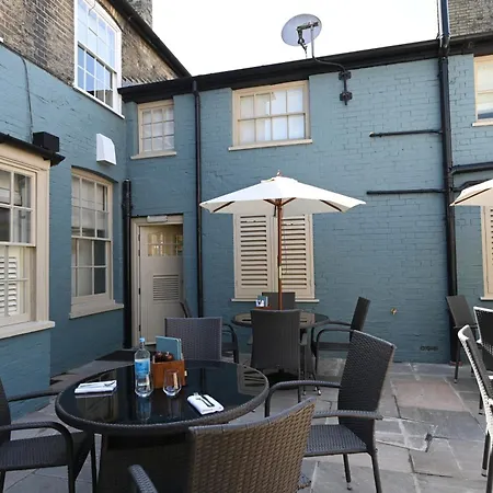 The Bell Hotel, Saxmundham-2