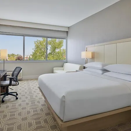 Delta Hotels By Marriott Chicago Willowbrook-2