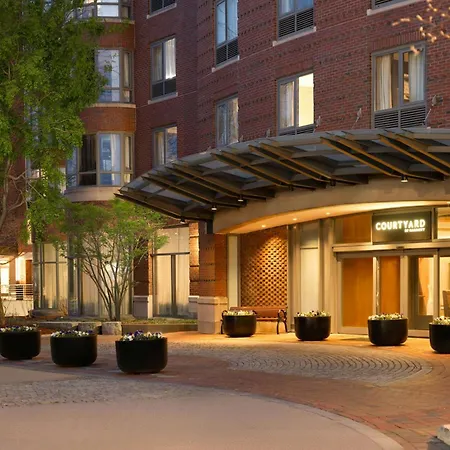 Courtyard By Marriott Boston Brookline-2