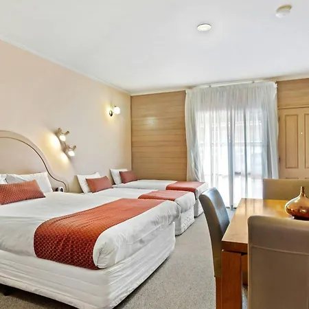 Quality Inn Colonial-2