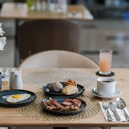 Ramada By Wyndham Manila Central-3