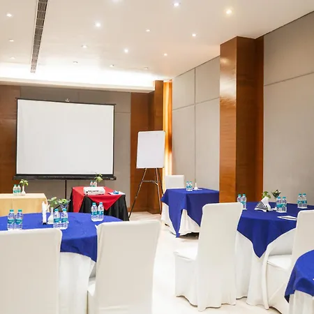 Udman Hotel Panchshila Park-3