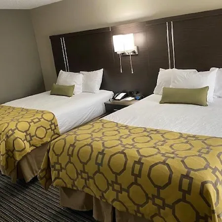 Baymont By Wyndham Topeka-3