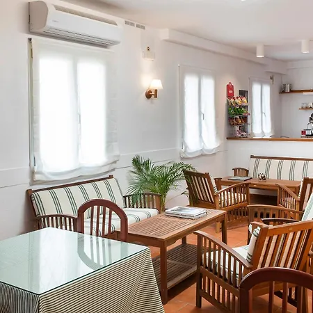 Hotel Caleta-2