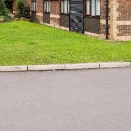 Travelodge Newcastle Whitemare Pool-2
