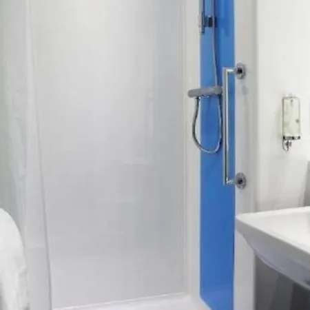 Travelodge Stansted Great Dunmow-2