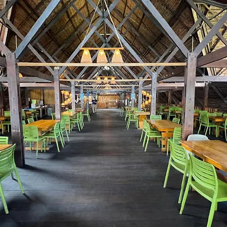Hotel Amazon By On Vacation-3