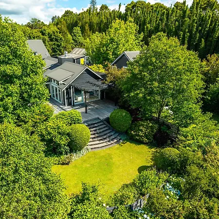 Treghan Luxury Lodge-2