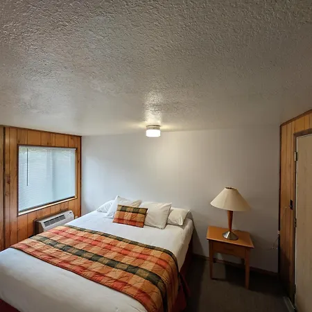 The Orca Inn-3