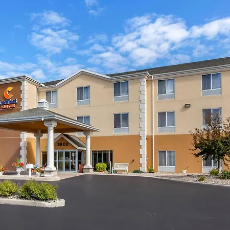 Comfort Suites Escanaba West-2
