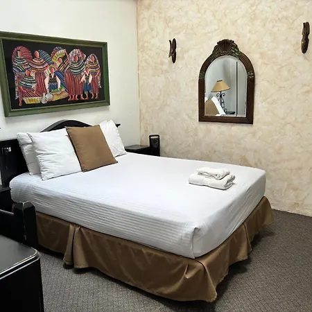 Hotel Ciudad Vieja-2