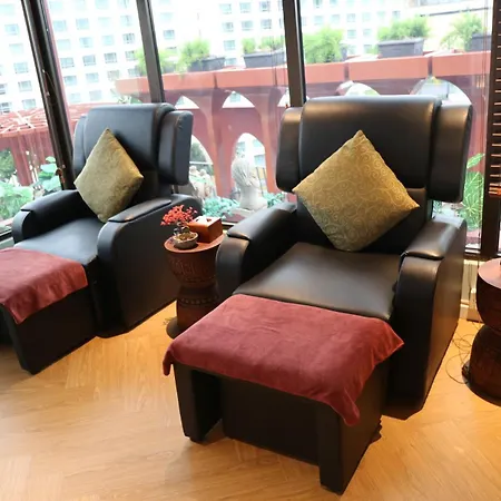 Me Saigon Boutique Hotel-2