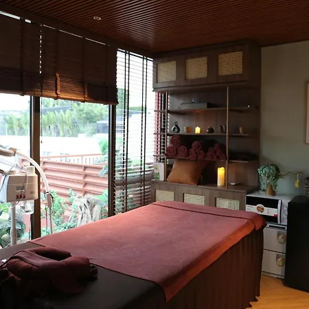 Me Saigon Boutique Hotel-3