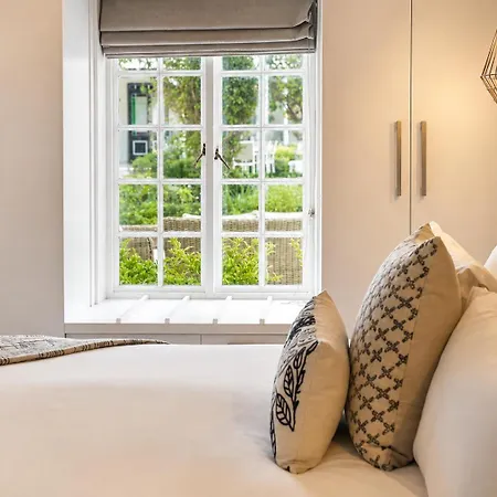 Macaron Boutique Guest House-3