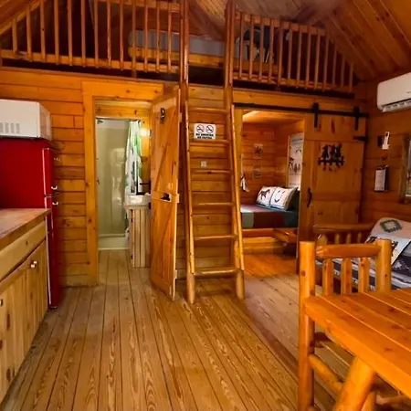 Katie'S Cozy Cabins-3