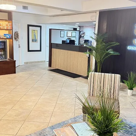 Spanish Trails Inn - Laredo Hotel-3