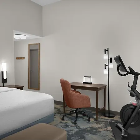 Hampton Inn & Suites Mishawaka/South Bend At Heritage Square-2