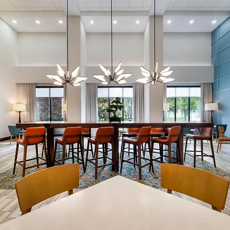 Hampton Inn & Suites Dallas/Plano-East-2