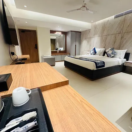 Hotel Vaishnavi Heights-2