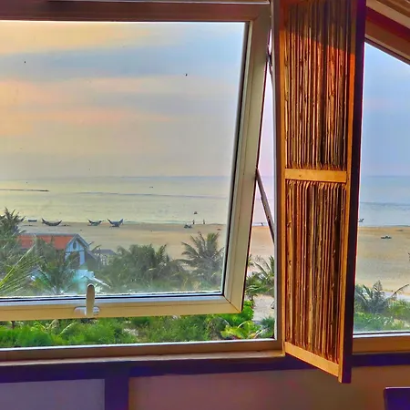 Villa Louise Hue Beach Boutique Hotel-3