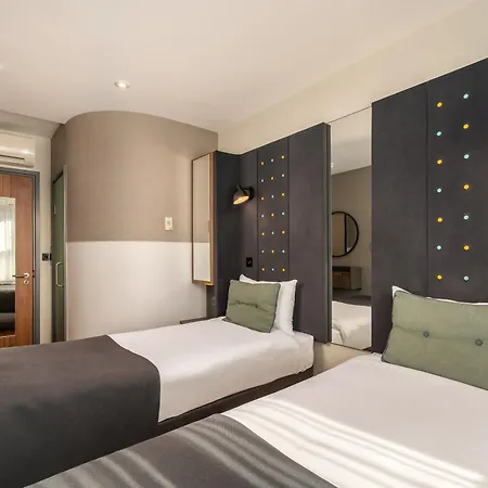 Point A Hotel London Paddington-3