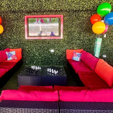 Magic Moment Resort & Kids Club Lake Buena Vista South, Dazzler Select By Wyndham - Free Shuttle To Theme Parks!-2