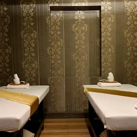 Grand 5 Hotel & Plaza Sukhumvit Bangkok-2