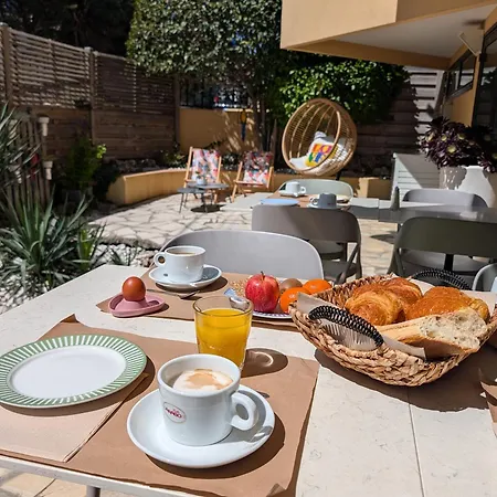 Hotel Le Collier-3